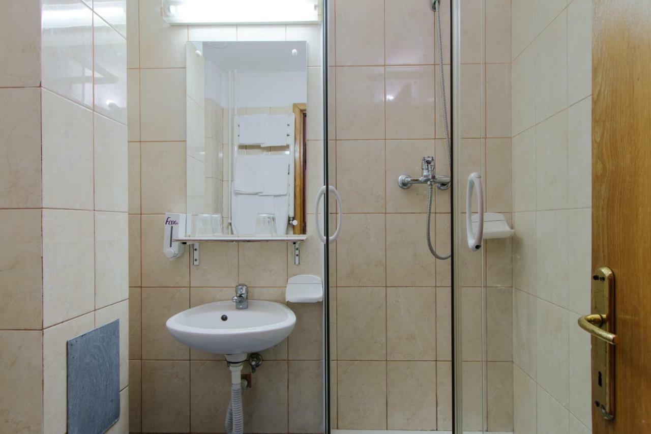 Hotel Teilor Căciulata Dış mekan fotoğraf